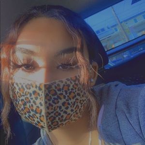 Meet your Posher, Sandra